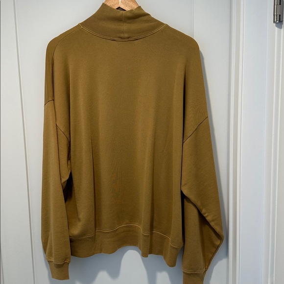New Frame sweatshirt New with tags size large mustard / brown color - Picture 6 of 8